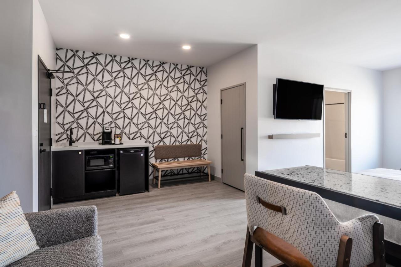 Atwell Suites - Denver Airport Tower Road By Ihg 외부 사진